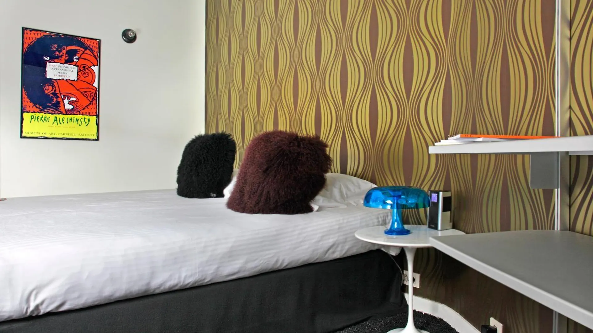 ***  Vintage Hotel Brussels Saint-Gilles Belgium